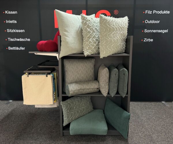 Bild 6 zu 8 Messe Impressionen Flecht Extra Soft Turin Milan Tropea Flip